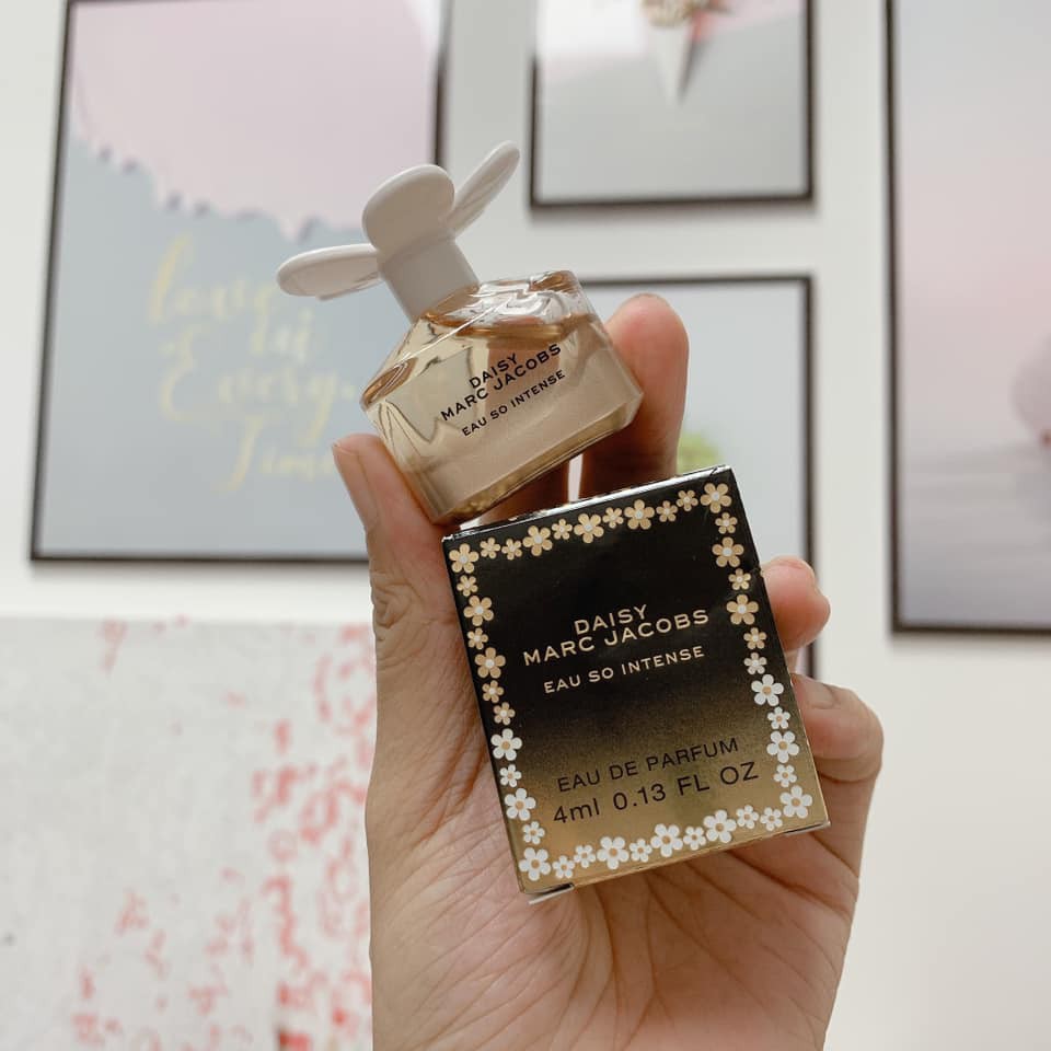 Nước hoa Daisy Marc Jacobs EDP Eau So Intense 4ml