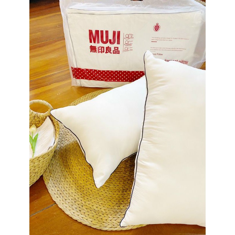 Ruột gối nằm QUY Bedding. Ruột gối bông gòn MUJI, HILTON, OSAKA, GUCCI VÀNG ( 2 chiếc). Cân nặng 1,6kg