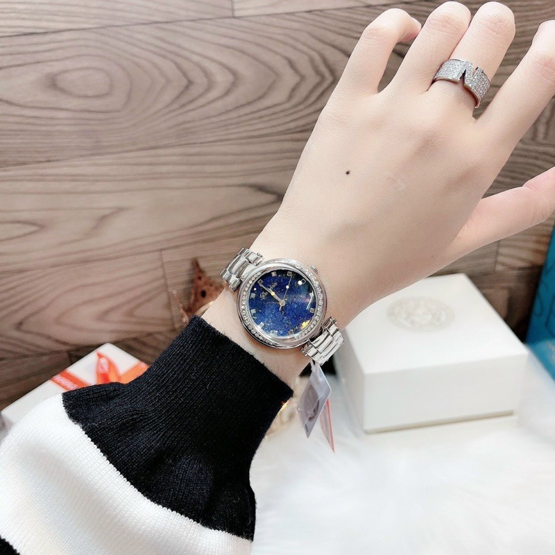 Đồng hồ nữ Davena .