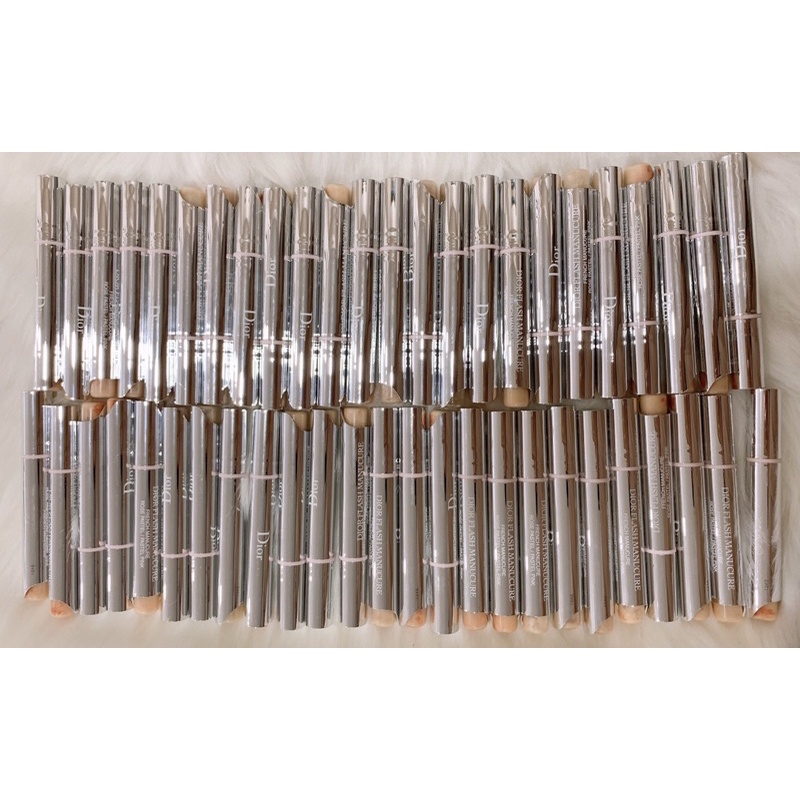 Sơn dưỡng móng tay Dior Flash Manucure Sơn Dưỡng Móng Màu Da 001