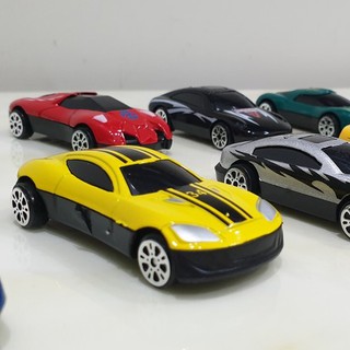 Bộ 5 Chiếc Xe Diecast Hợp Kim Siêu Bền