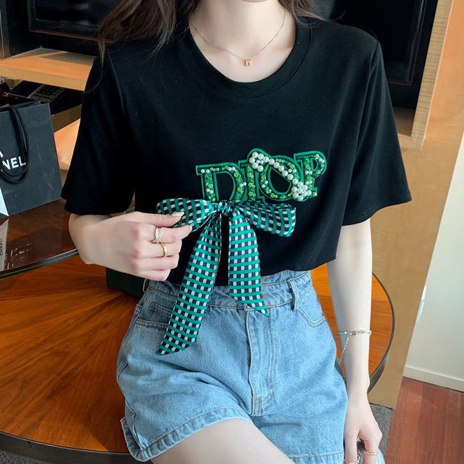 Áo thun nữ ngắn tay cổ tròn in chữ đính đá phong cách phương tây