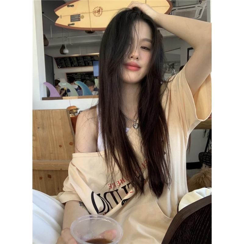 Set đồ COZOKC gồm áo thun không tay và áo khoác ngoài ngắn tay trễ vai phong cách Hàn Quốc cho nữ