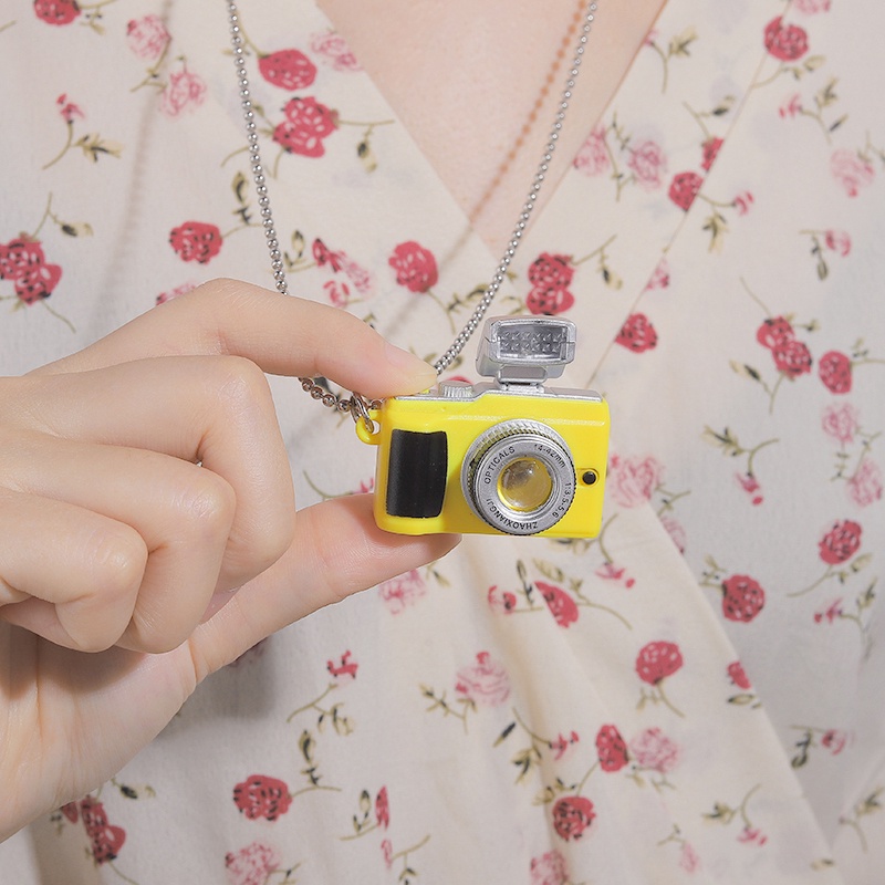 Vòng cổ Mặt Hình Máy Ảnh Mini 4 Kiểu Phát Sáng Dễ Thương Vui Nhộn Thích Hợp Làm Quà Tặng Cho Bạn