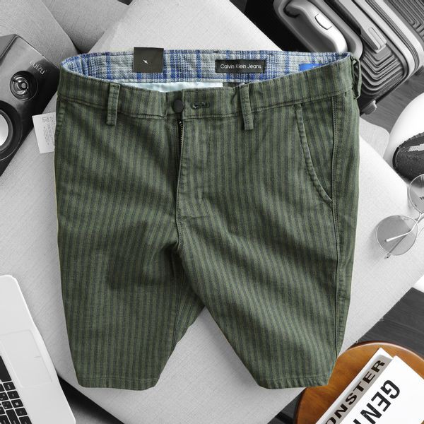 quần short khaki