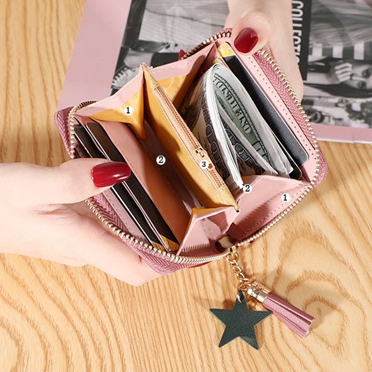 Ví Ngắn Nữ Mini Cầm Tay Khóa Kéo Cô Gái Và Chú Nai 420 Dễ Thương