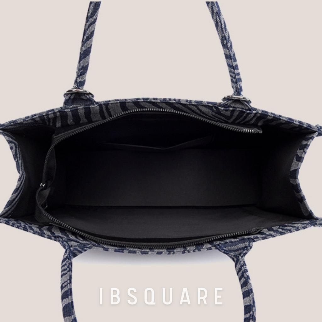 Túi Bản To IBSQUARE-TL1 Đựng Laptop máy tính macbook 15.6 inch phong cách y2k denim