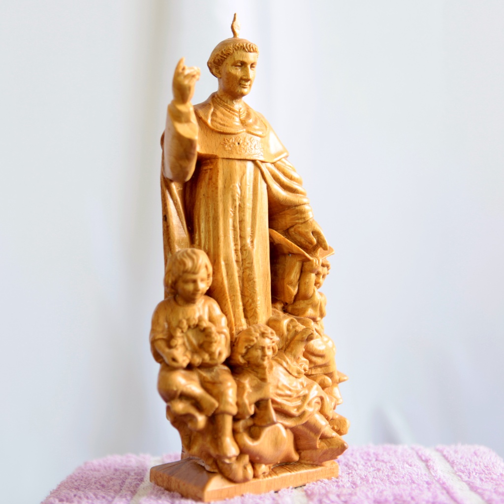 Tượng Thánh Vinh Sơn Tê
