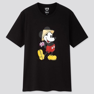 Áo phông mickey cầm hoa sen đội nón