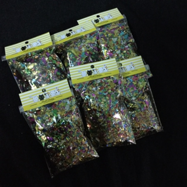 Kim tuyến vụn trang trí