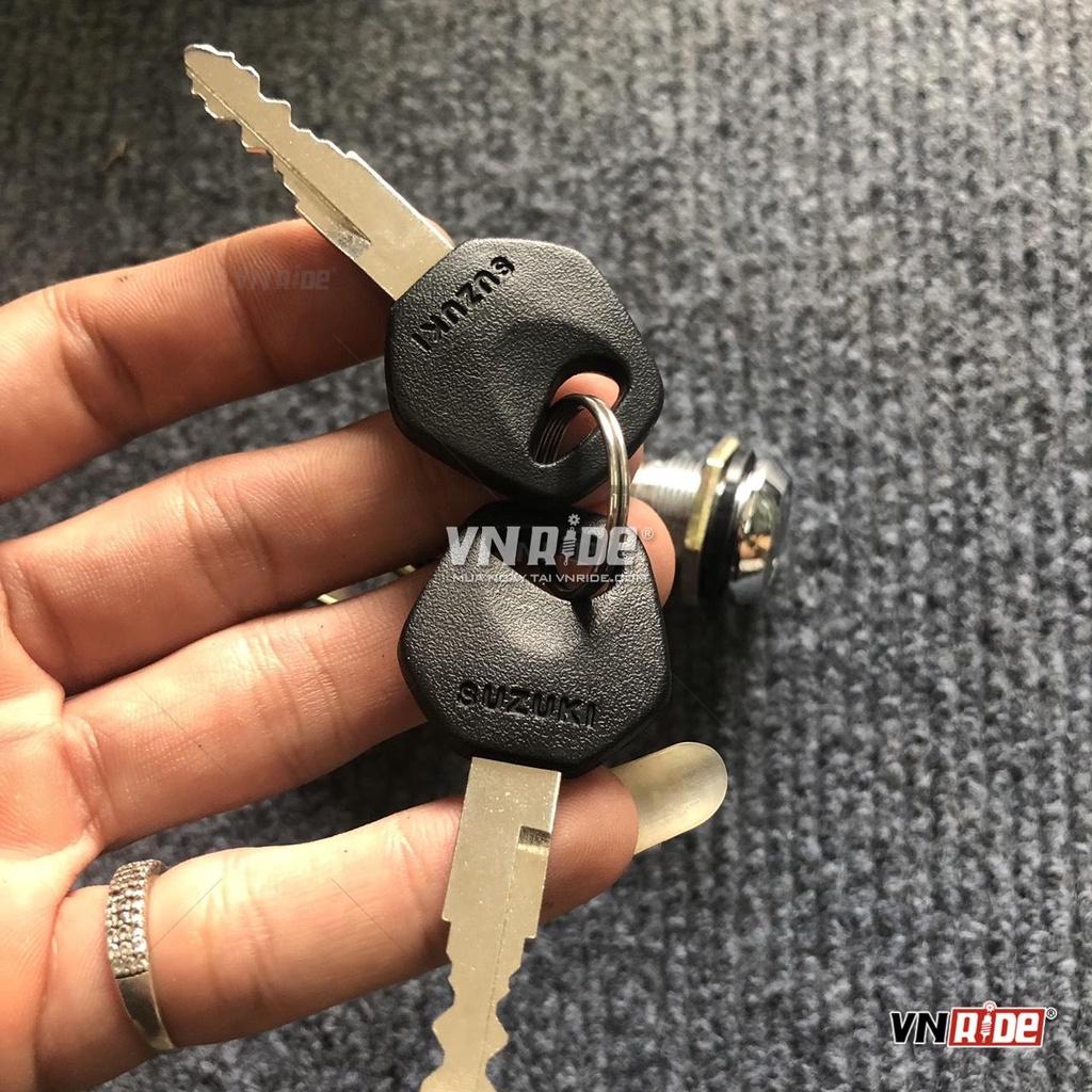 Bộ khóa 2 thùng cốp GZ150-A