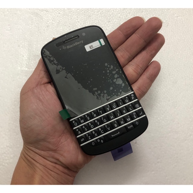 Vỏ điện thoại BlackBerry Q10 đen phím quốc tế. Hàng zin đẹp 99%