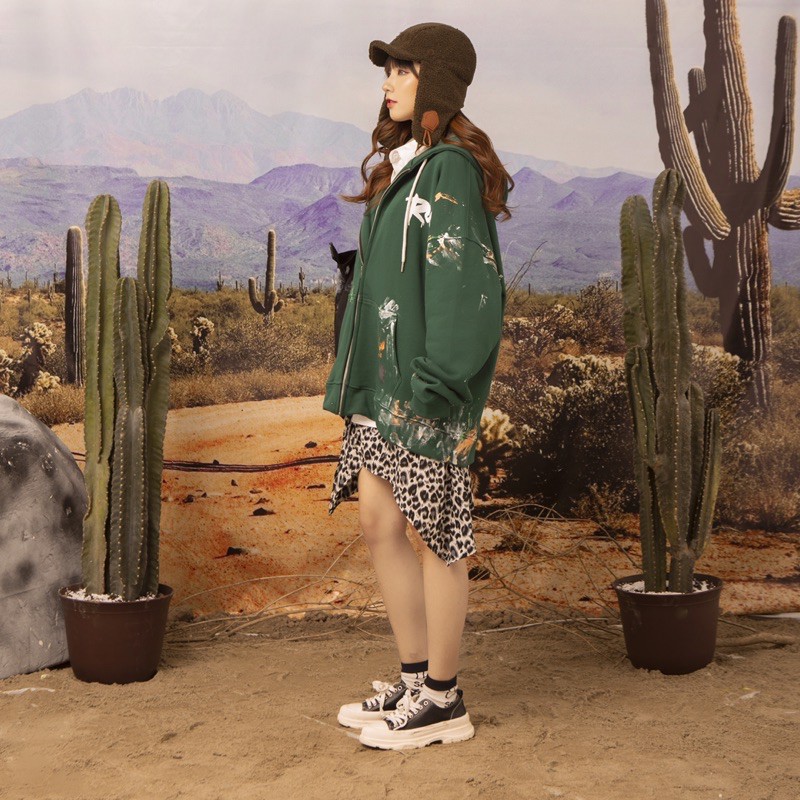 ÁO HOODIE ZIP VẨY SƠN THỦ CÔNG MÀU XANH ĐẬM BY REE | BigBuy360 - bigbuy360.vn