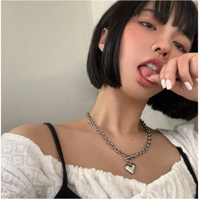 Dây chuyền choker mặt trái tim phong cách Harajuku cổ điển
