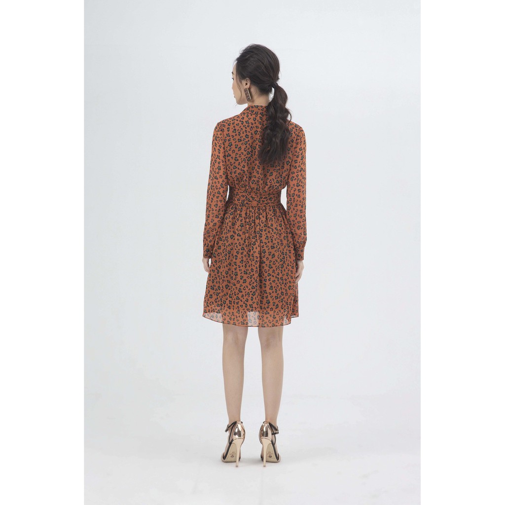 Đầm cổ đức nhúm eo thiết kế IVY moda MS 48M5046 | BigBuy360 - bigbuy360.vn