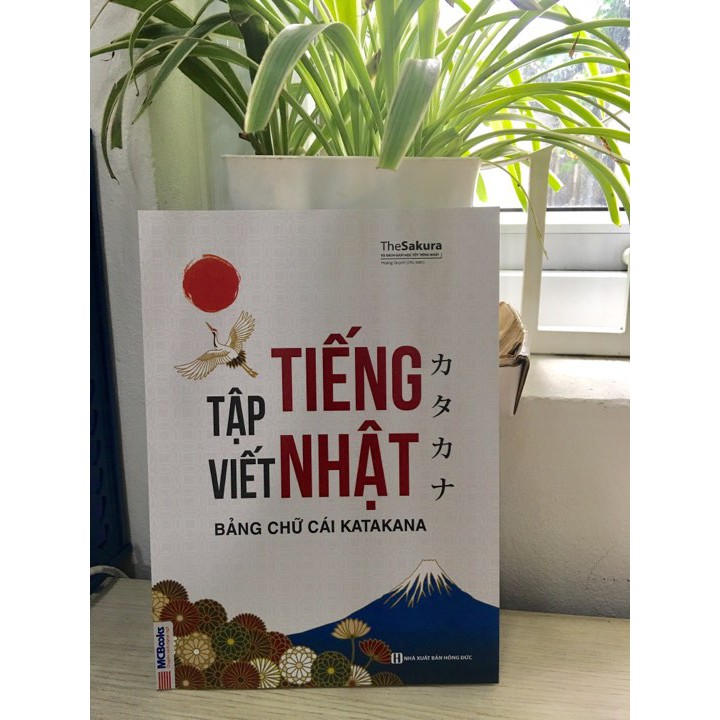 (TẶNG) Sách Tự học tiếng nhật cho người mới bắt đầu trị giá 105k Combo 2 cuốn tập viết tiếng Nhật Hiragana và Katakana