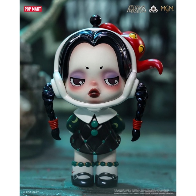 Mô Hình Skullpanda Addam Family Serie chính hãng Popmart