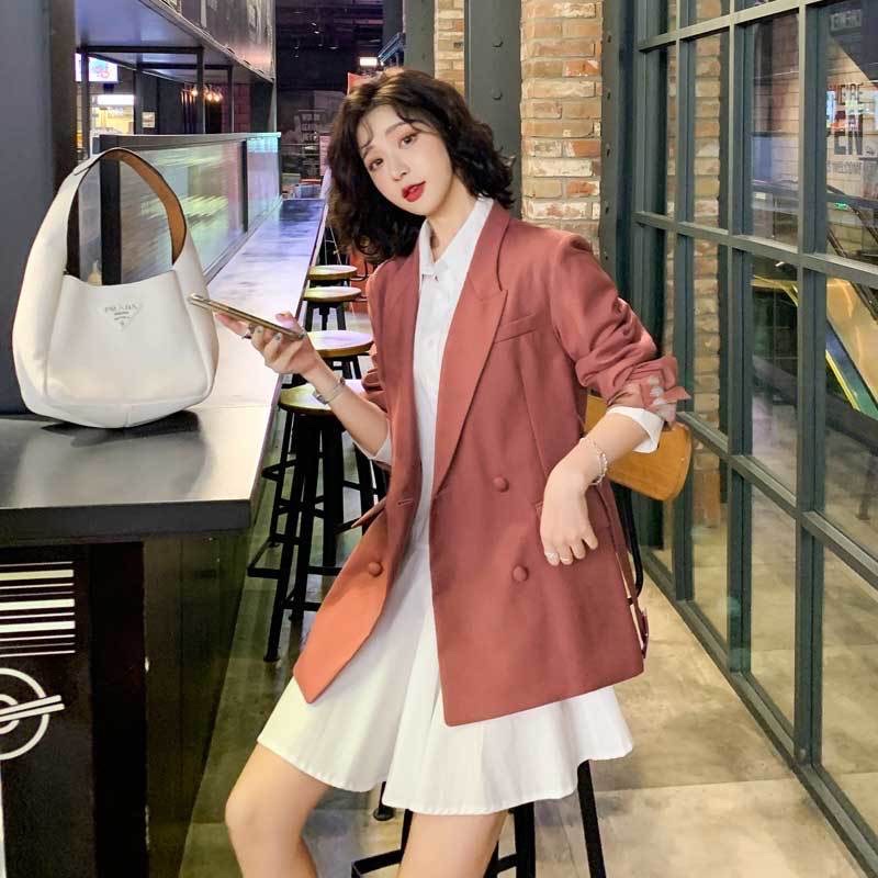 Set áo khoác blazer hồng đất + váy sơ mi trắng ulzzang