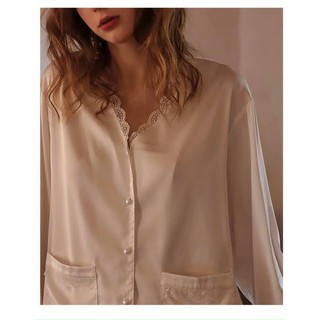 Váy sơ mi lụa trắng