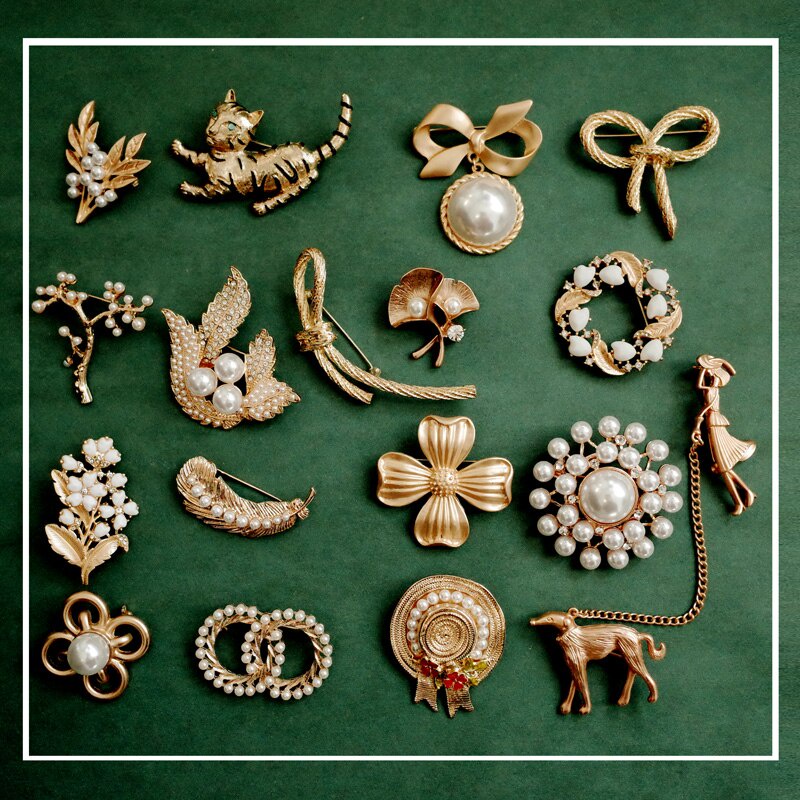 Ghim Cài Áo Đính Ngọc Trai Kiểu Dáng Sang Trọng Cho Nữ