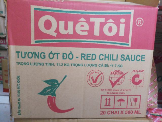 Tương ớt Đỏ Quê Tôi chai 500ml