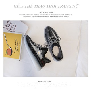 Giày thể thao nữ yz thêu hoa cúc đế bánh mì siêu đẹp GN04