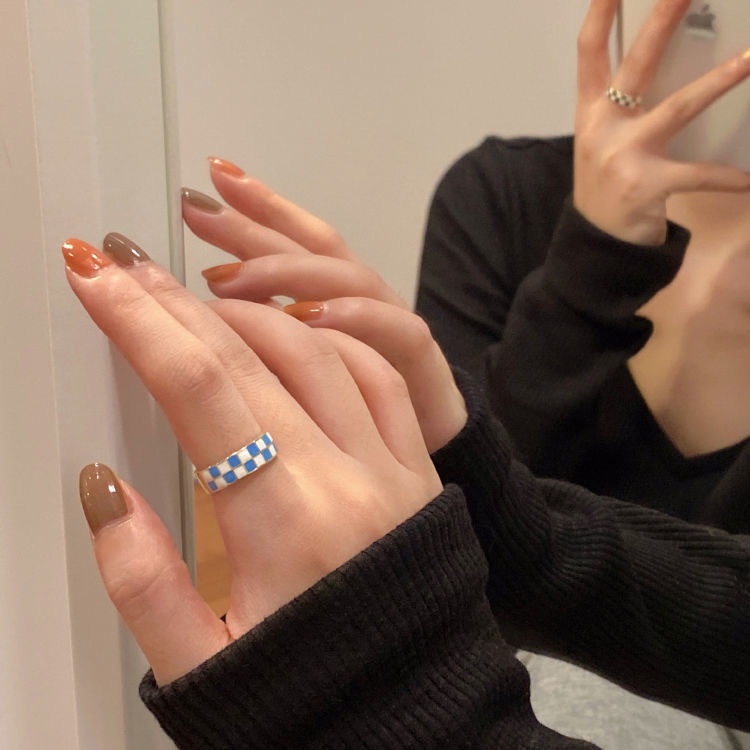 Nhẫn Hình Trái Tim Họa Tiết Caro Trắng Đen Thời Trang Cho Nữ