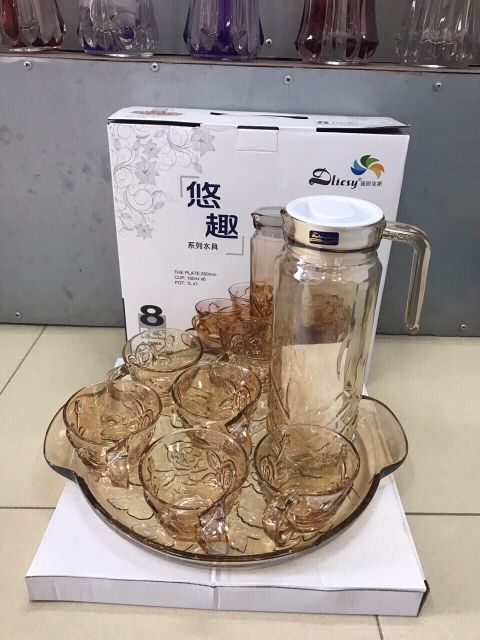 BỘ BÌNH ^ CỐC KÈM KHAY VÀNG