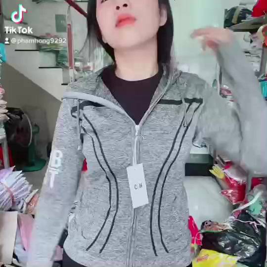 Áo khoác nữ áo chống nắng nữ chất thun lạnh mát form rộng có nón to rộng bigsize 80kg | BigBuy360 - bigbuy360.vn