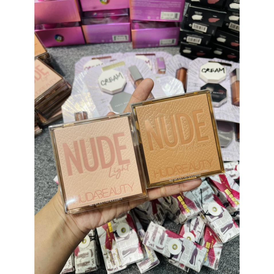 BẢNG MẮT 9 Ô HUDA BEAUTY NUDE LIGHT – MEDIUM EYE SHADOW PALETTE