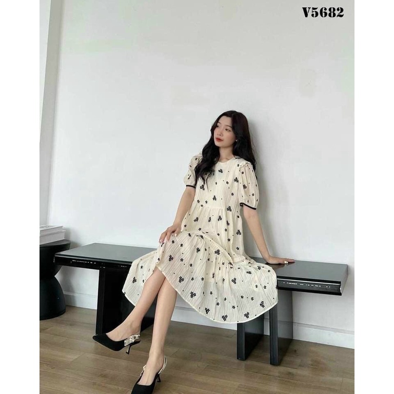 Váy bầu công sở dáng suông đuôi cá nhã nhặn, họa tiết hoa xinh xắn, thiết kế sang chảnh☘️váy bầu free size 42~68kg VB38