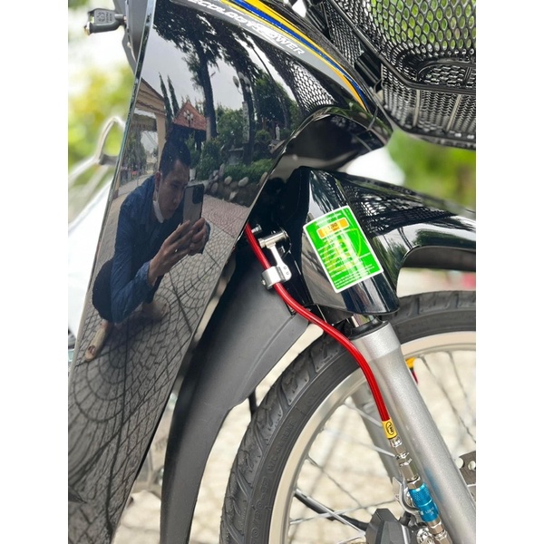 Bát nhôm giữ dây dầu gắn mọi xe