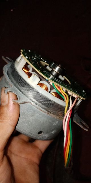 Quạt dàn nóng điều hòa quạt dc 8 dây.280v 40w