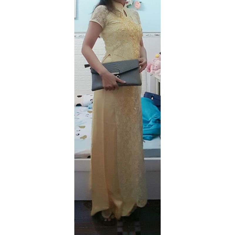 Thanh lý áo dài ren kim sa đẹp. Kèm quần phi