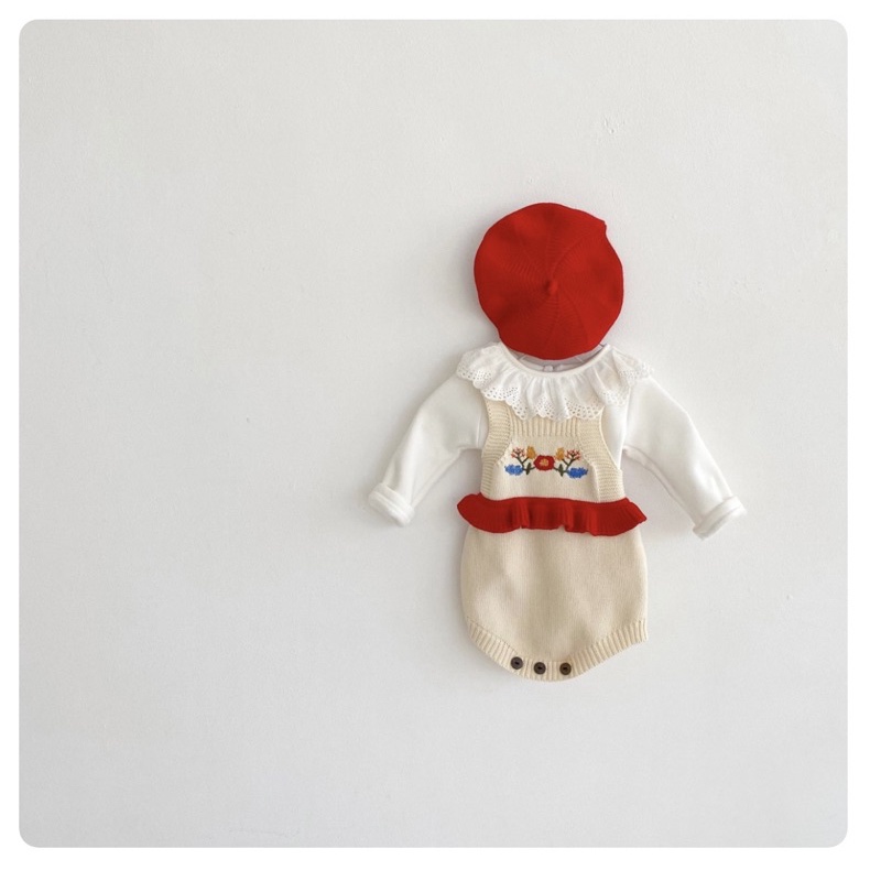 Set áo yếm len thêu hoa_