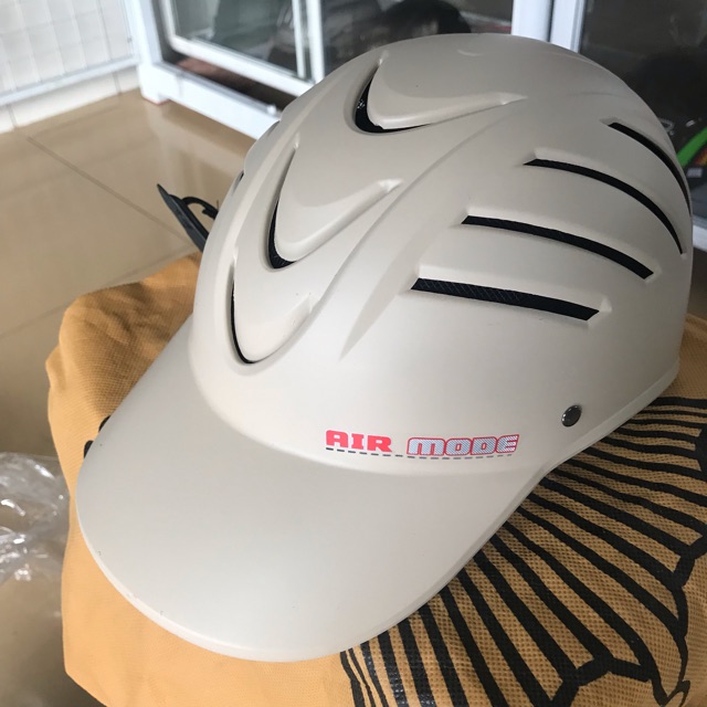 NÓN BH KẾT XƯƠNG CÁ