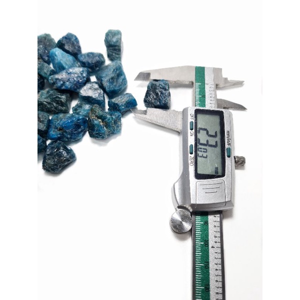 Đá thô tự nhiên Apatite xanh dương hỗ trợ chữa lành, làm trang sức handmade