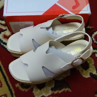 Sandal dusto