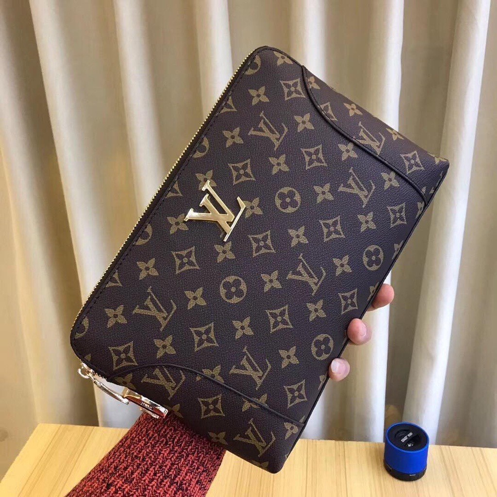 Túi ví Clutch LV nâu Lịch lãm thơi thượng mới nhất năm 2022 cho các quỹ ông quỹ bà công sơ ảnh thật 100%