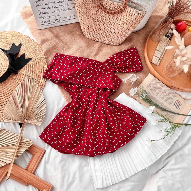 SET ÁO LỆCH VAI + CHÂN VÁY XẾP LI