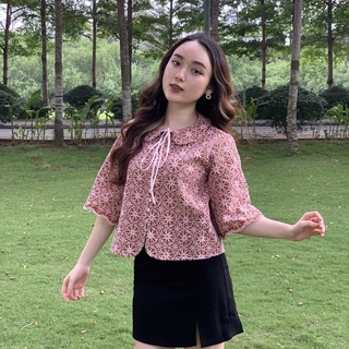Áo thêu hoa cổ sen