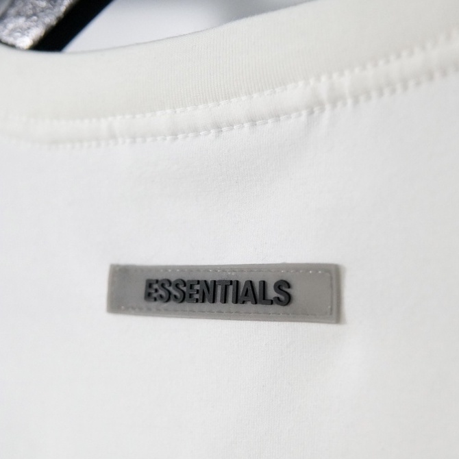 Áo thun unisex thương hiệu ESSENTIALS chữ 3D in cao su nổi vải cotton ORGANIC cao cấp | THE BOX STUDIO