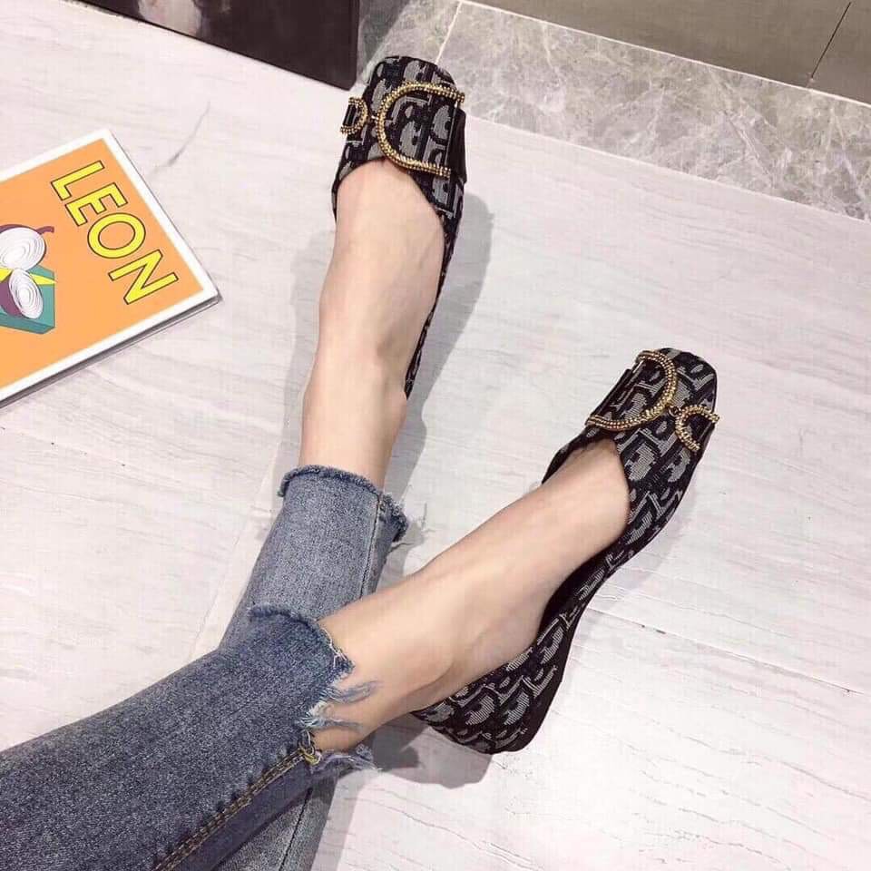 Bệt nữ, bệt búp bê mũi tròn khoá D lên chân cực êm