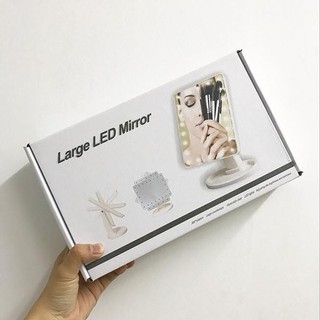 Gương trang điểm có đèn led large led mirror.