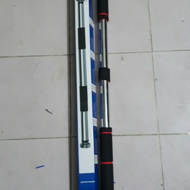 Xà đơn gắn cửa