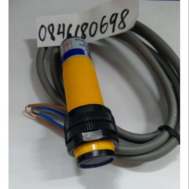 Sen sơ quang E3F-DS10Y1 điện áp 90-250V