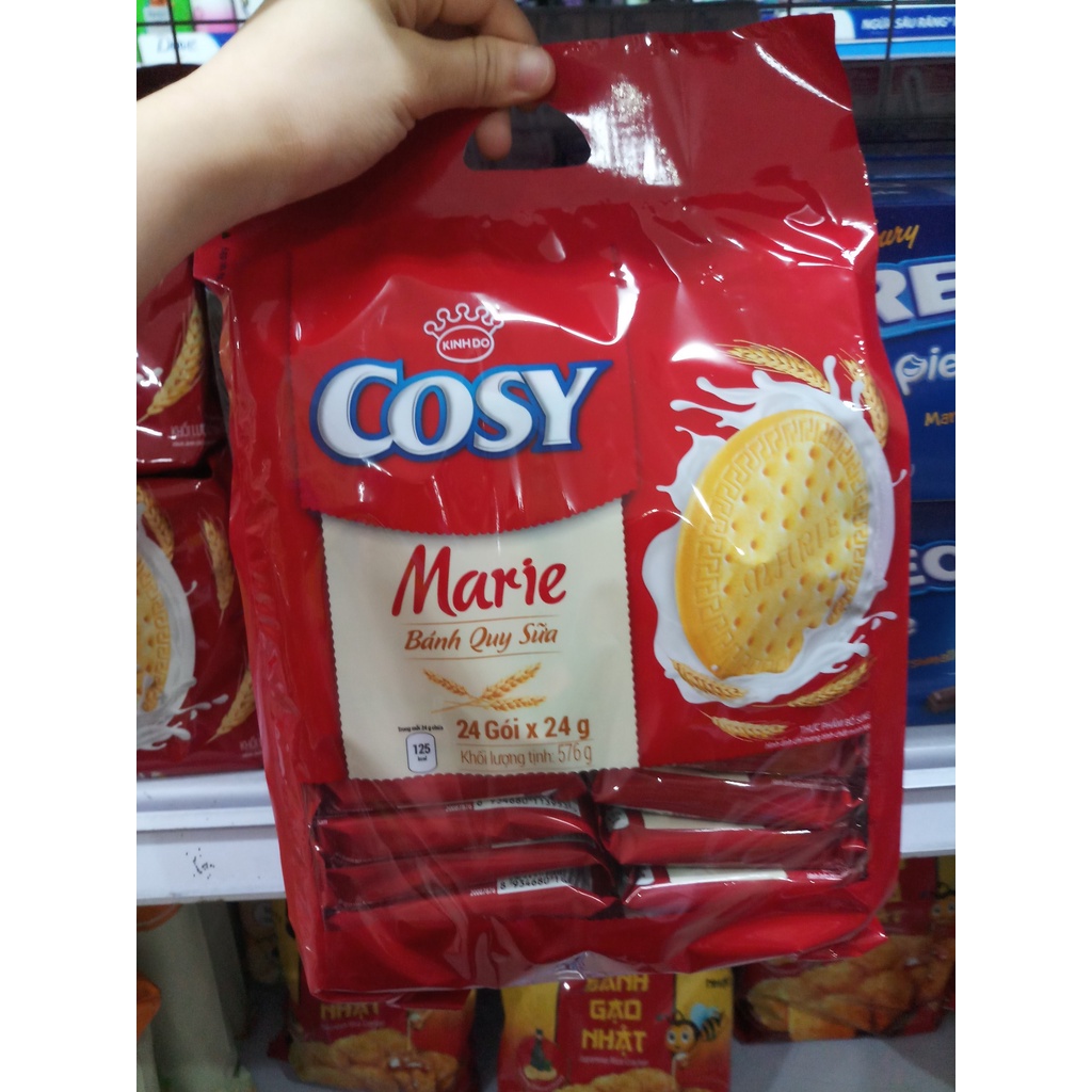 Bánh quy sữa giòn thơm ngon Cosy Marie gói to 756g gồm 24 gói