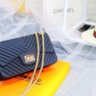 Túi đeo chéo silicol xinh xắn
