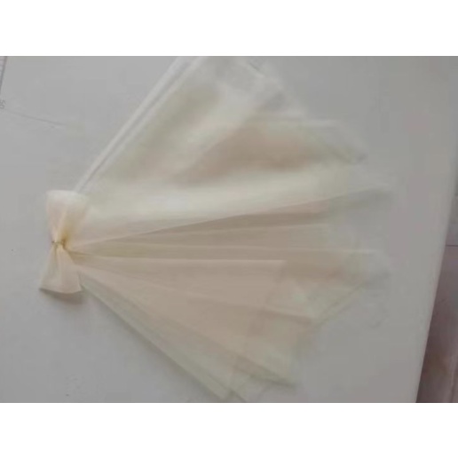 Đầm Cưới Hở Vai Tay Tháo Rời Được Màu Trắng Đen Đỏ Dành Cho Nữ