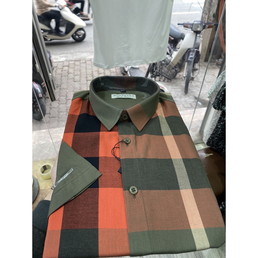 Áo sơ mi ngắn tay BaDass họa tiết caro áo sơ mi cộc tay BBR chất vải cotton dày dặn thấm hút mồ hôi